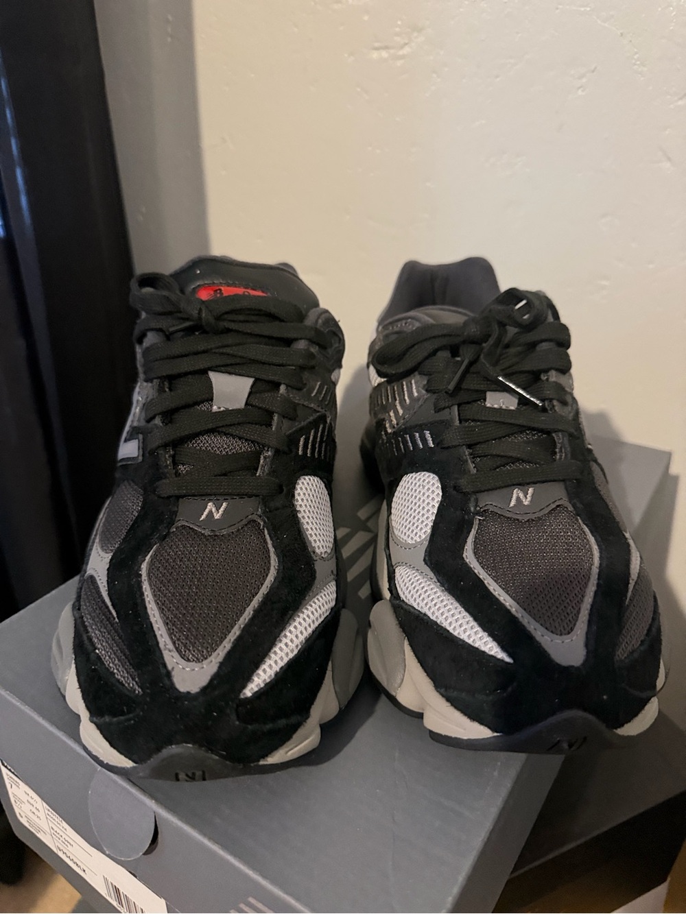 Men's New Balance Lifestyle Black Grey (U9060BLK) men’s size 7…New in box